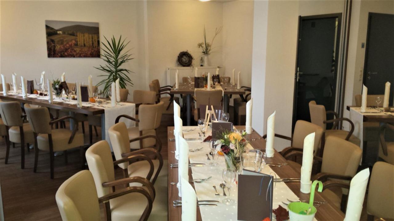 Hotel-Restaurant Pfaelzer Hof Edenkoben Εξωτερικό φωτογραφία