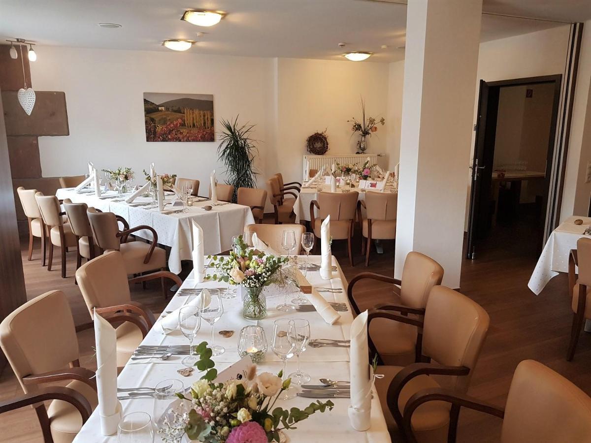 Hotel-Restaurant Pfaelzer Hof Edenkoben Εξωτερικό φωτογραφία