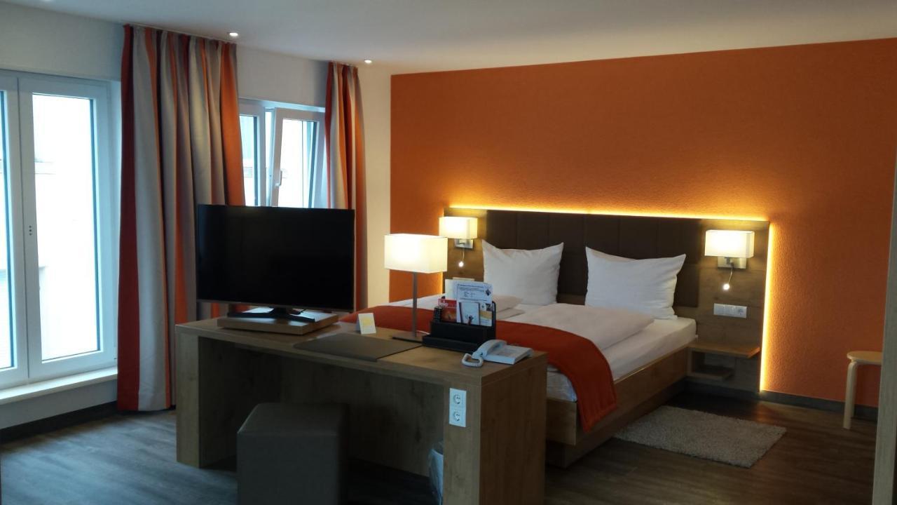 Hotel-Restaurant Pfaelzer Hof Edenkoben Εξωτερικό φωτογραφία