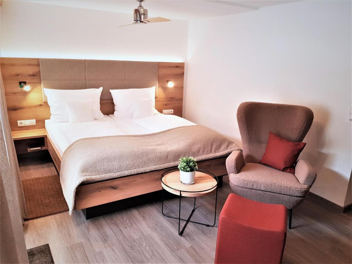 Hotel-Restaurant Pfaelzer Hof Edenkoben Εξωτερικό φωτογραφία