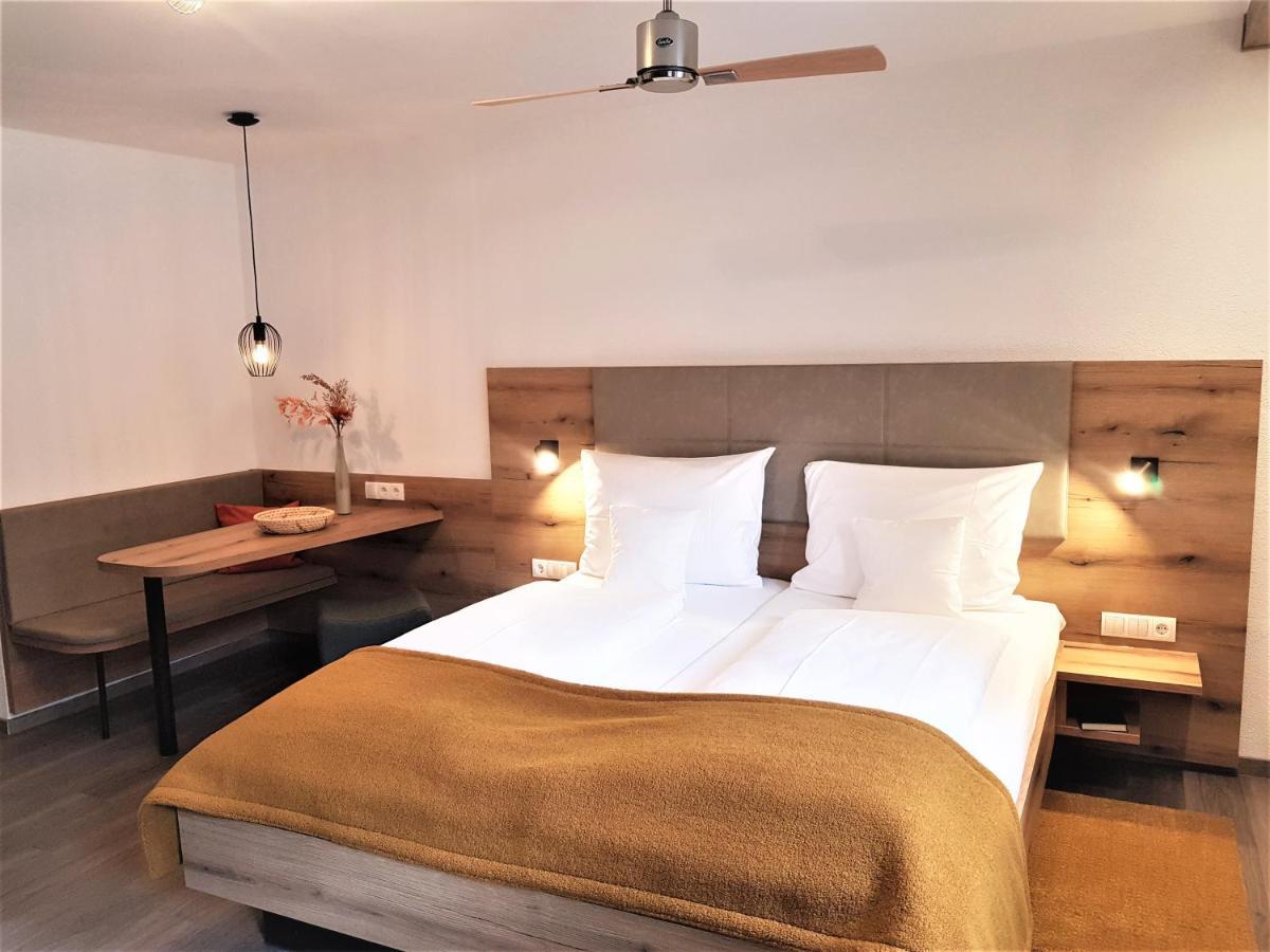 Hotel-Restaurant Pfaelzer Hof Edenkoben Εξωτερικό φωτογραφία