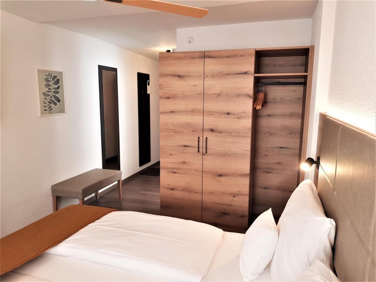 Hotel-Restaurant Pfaelzer Hof Edenkoben Εξωτερικό φωτογραφία