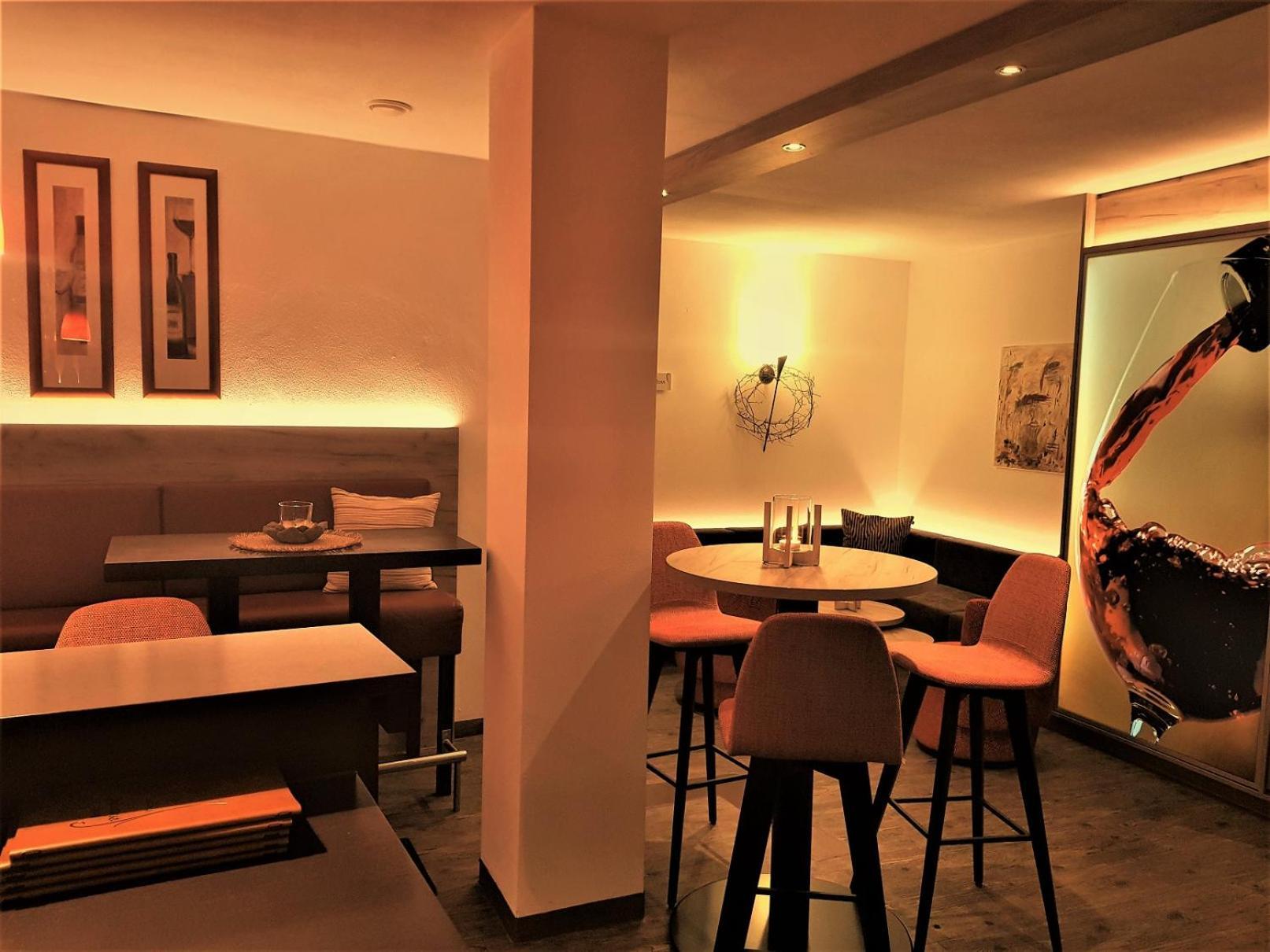 Hotel-Restaurant Pfaelzer Hof Edenkoben Εξωτερικό φωτογραφία