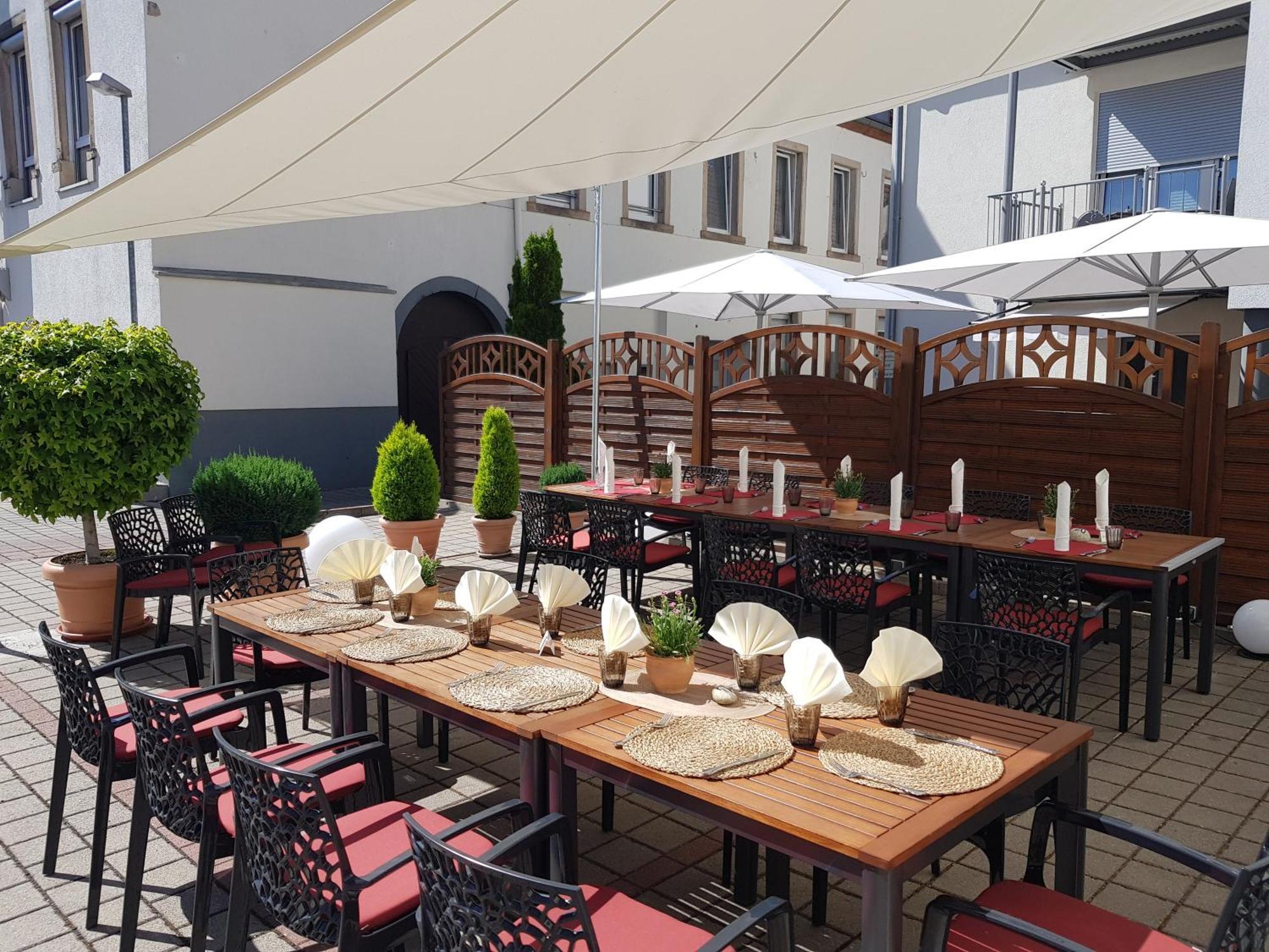Hotel-Restaurant Pfaelzer Hof Edenkoben Εξωτερικό φωτογραφία