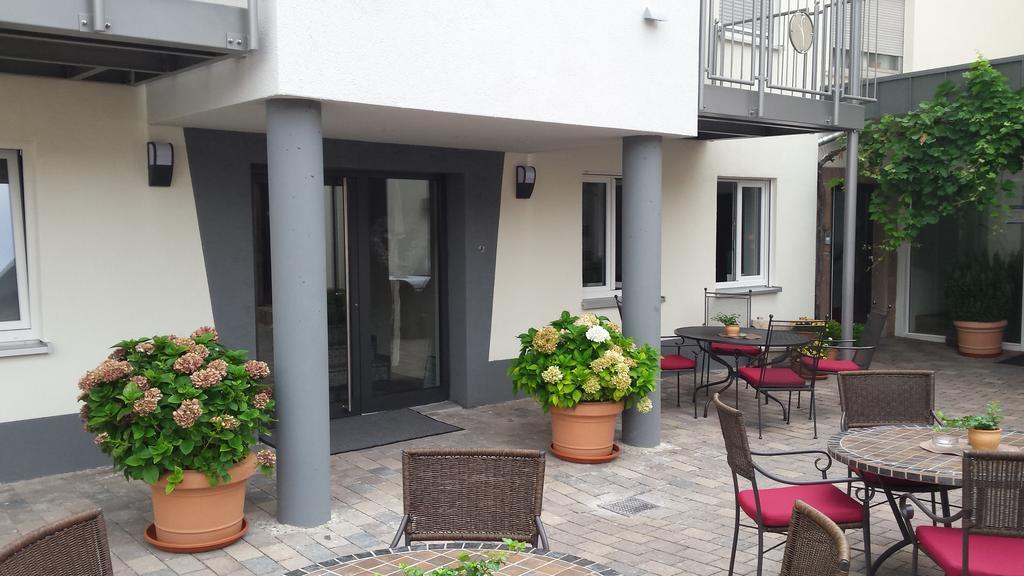 Hotel-Restaurant Pfaelzer Hof Edenkoben Εξωτερικό φωτογραφία