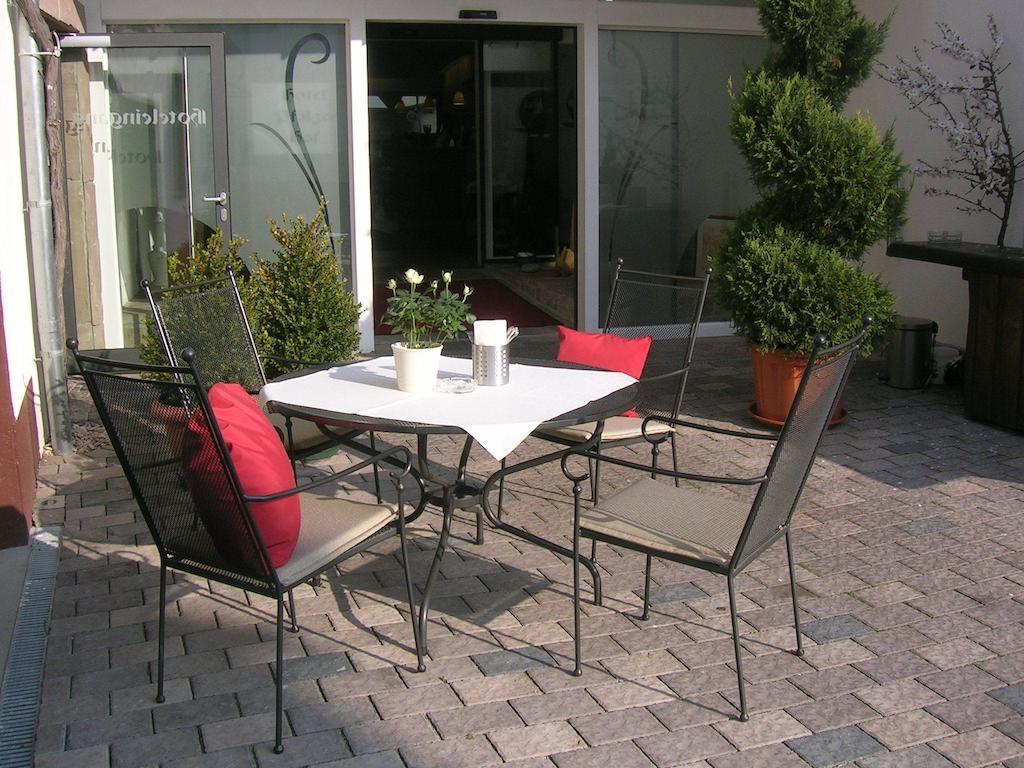 Hotel-Restaurant Pfaelzer Hof Edenkoben Εξωτερικό φωτογραφία