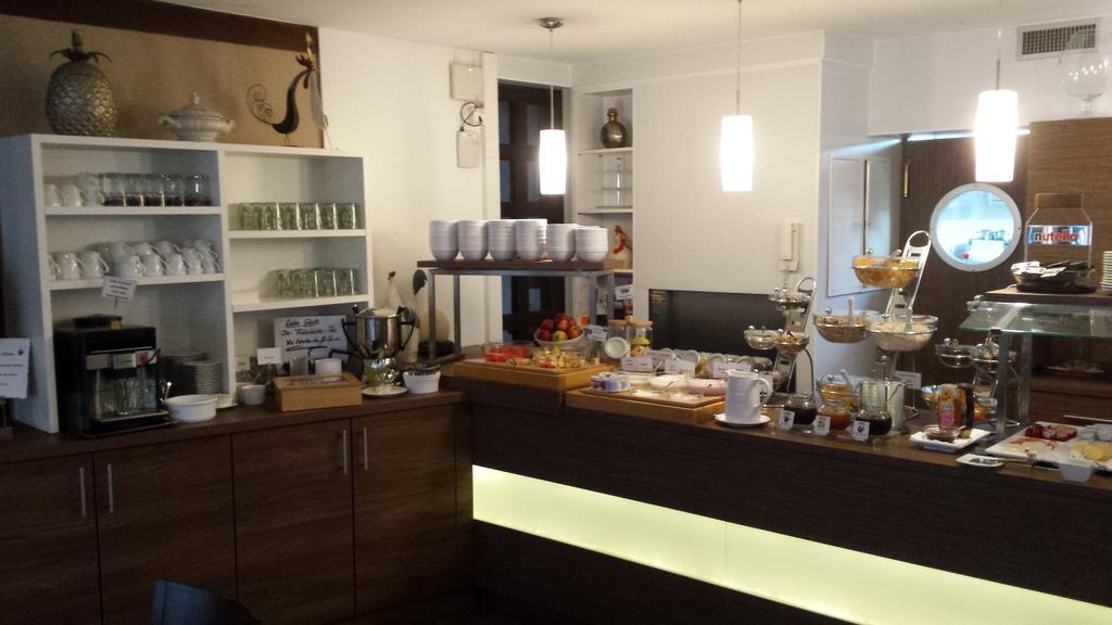 Hotel-Restaurant Pfaelzer Hof Edenkoben Εξωτερικό φωτογραφία